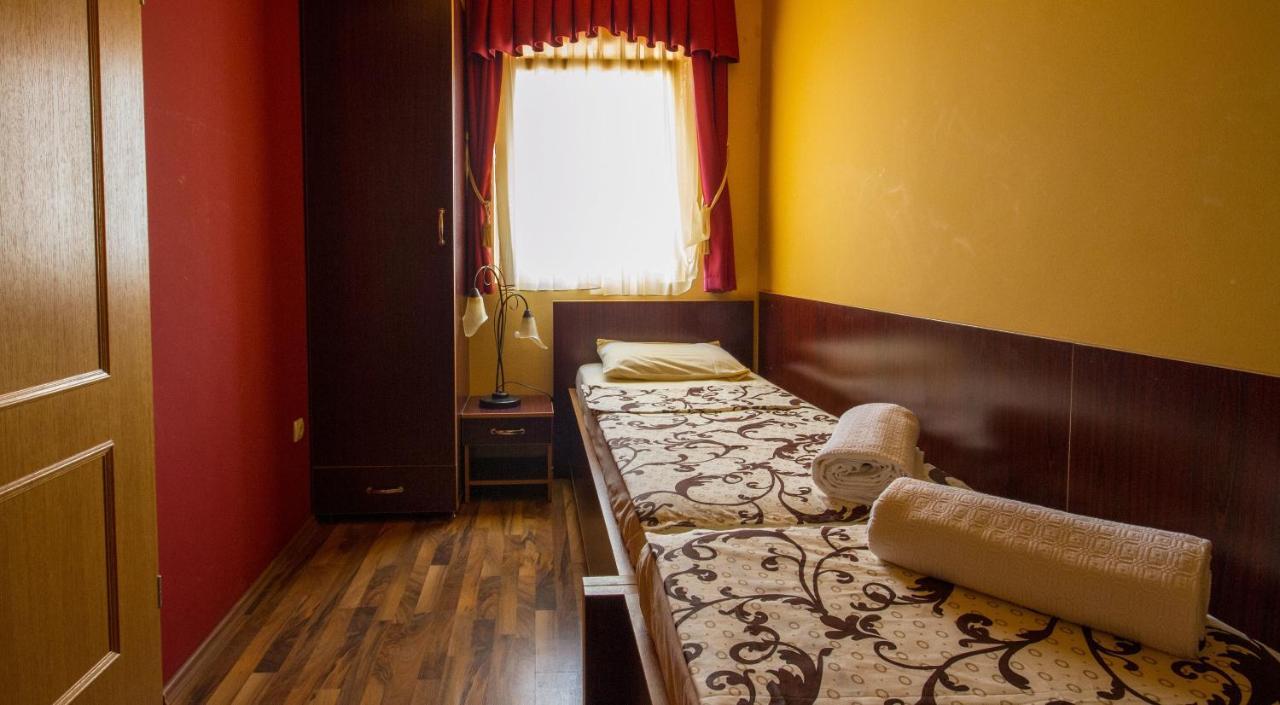 Apart Hotel Samardzic Tivat Phòng bức ảnh