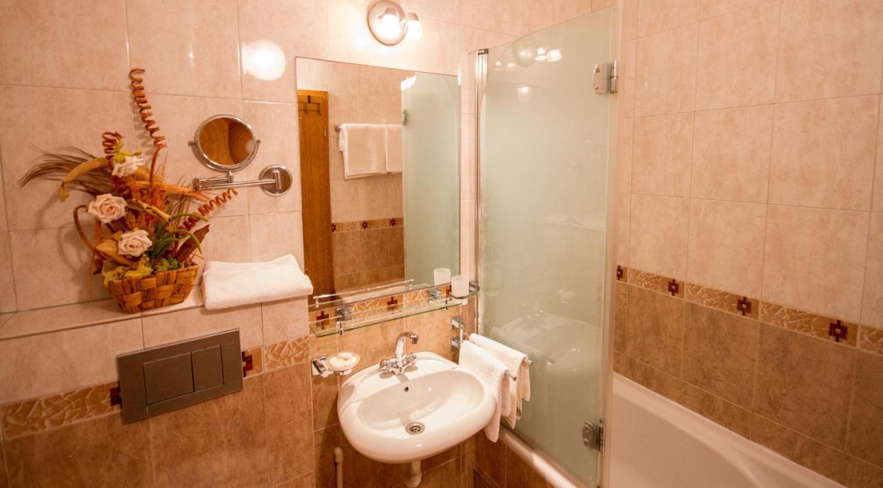 Apart Hotel Samardzic Tivat Phòng bức ảnh
