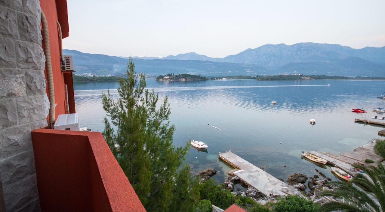 Apart Hotel Samardzic Tivat Phòng bức ảnh